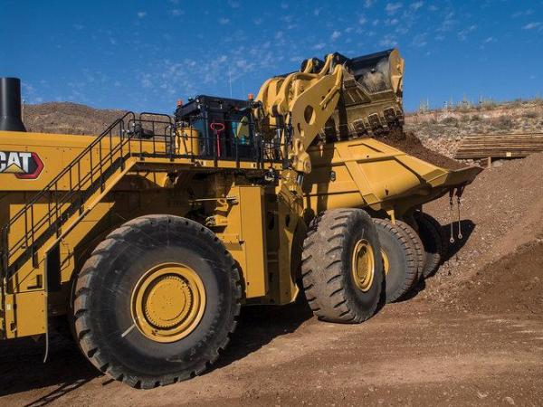 New Cat&reg; 995 Wheel Loader